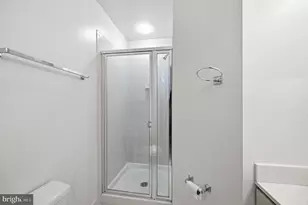 6030 Kelsey Ct, Falls Church, VA 22044 - Photo 17