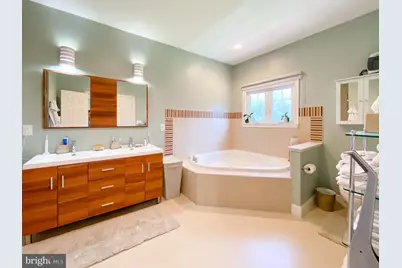 1947 Fay Place, Falls Church, VA 22043 - Photo 21