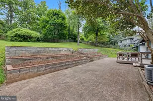 3511 Slade Run Dr, Falls Church, VA 22042 - Photo 51