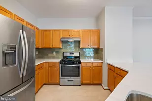 13357 Connor Dr, Centreville, VA 20120 - Photo 5