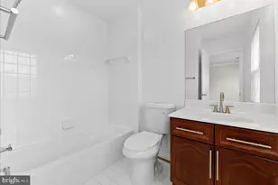 13646 Sweet Woodruff Ln, Centreville, VA 20120 - Photo 31