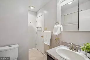4945 Gainsborough Dr, Fairfax, VA 22032 - Photo 25