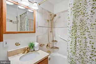 4945 Gainsborough Dr, Fairfax, VA 22032 - Photo 39