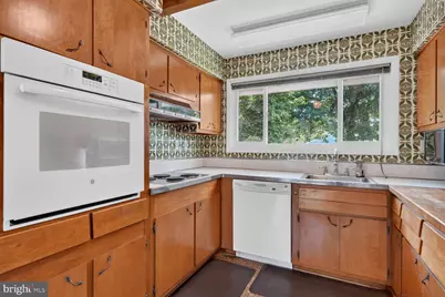 6841 Strata Street, McLean, VA 22101 - Photo 11