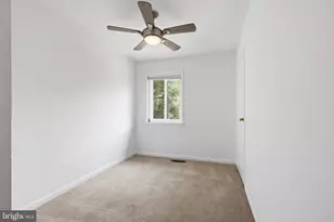6822 Perry Penney Dr, Annandale, VA 22003 - Photo 25