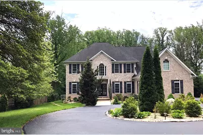 121 Kingsley Road SE, Vienna, VA 22180 - Photo 1
