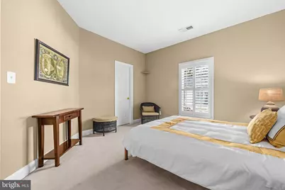 632 Nash St, Herndon, VA 20170 - Photo 37