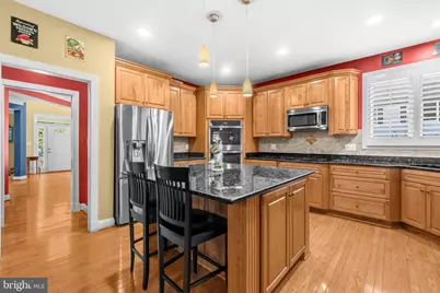 632 Nash St, Herndon, VA 20170 - Photo 9