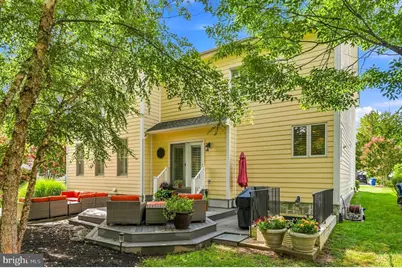 632 Nash St, Herndon, VA 20170 - Photo 47