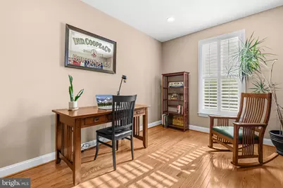 632 Nash St, Herndon, VA 20170 - Photo 17