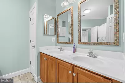 632 Nash St, Herndon, VA 20170 - Photo 31