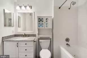 13090 Marcey Creek Rd, Herndon, VA 20171 - Photo 17