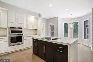 11109 Elmview Pl, Great Falls, VA 22066 - Photo 9