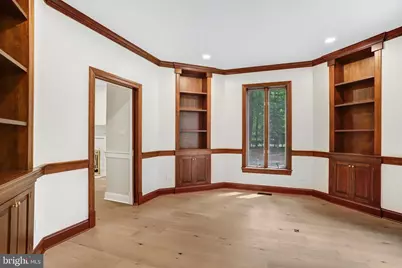 11109 Elmview Place, Great Falls, VA 22066 - Photo 15
