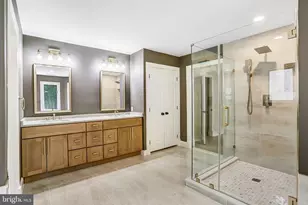 11109 Elmview Pl, Great Falls, VA 22066 - Photo 17
