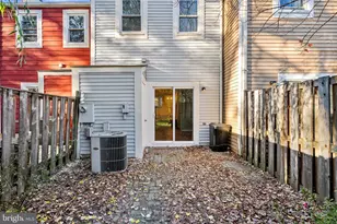 2110 Whisperwood Glen Ln, Reston, VA 20191 - Photo 25