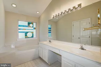 6563 McKenna Way, Alexandria, VA 22315 - Photo 17