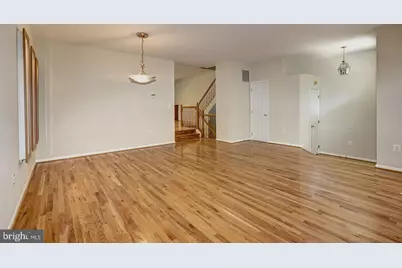 6563 McKenna Way, Alexandria, VA 22315 - Photo 9