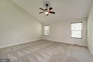 6563 McKenna Way, Alexandria, VA 22315 - Photo 27