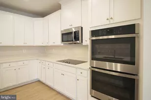 2474 Connector Aly, Herndon, VA 20171 - Photo 11
