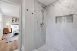 3168 Ellenwood Dr, Fairfax, VA 22031 - Photo 17