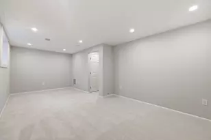 3168 Ellenwood Dr, Fairfax, VA 22031 - Photo 25