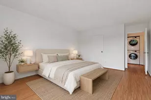 2300 Pimmit Dr, Falls Church, VA 22043 - Photo 11