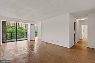 2300 Pimmit Dr, Falls Church, VA 22043 - Photo 19