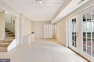 6341 Dogwood Pl, Falls Church, VA 22041 - Photo 3