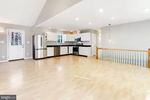6341 Dogwood Pl, Falls Church, VA 22041 - Photo 9
