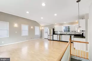 6341 Dogwood Pl, Falls Church, VA 22041 - Photo 11