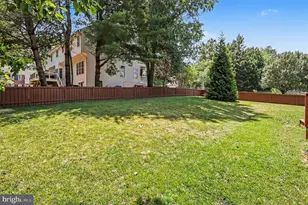 8019 Oak Bridge Ln, Fairfax Station, VA 22039 - Photo 1