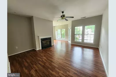 4137 Fountainside Lane #103, Fairfax, VA 22030 - Photo 3