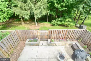 6153 Summer Park Ln, Alexandria, VA 22315 - Photo 21
