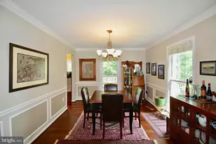 6153 Summer Park Ln, Alexandria, VA 22315 - Photo 11