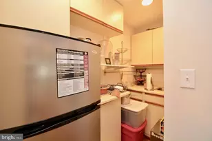 6153 Summer Park Ln, Alexandria, VA 22315 - Photo 33