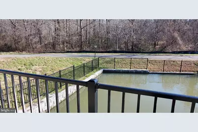 6107 Fairview Farm Drive #105, Alexandria, VA 22315 - Photo 15