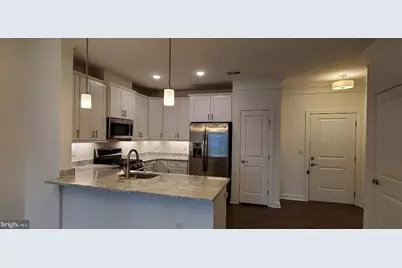 6107 Fairview Farm Drive #105, Alexandria, VA 22315 - Photo 5