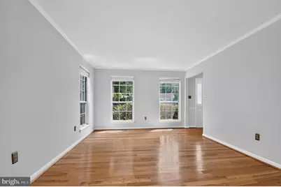 1588 Kingstream Circle, Herndon, VA 20170 - Photo 5