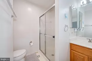 2410 Dakota Lakes Dr, Herndon, VA 20171 - Photo 31