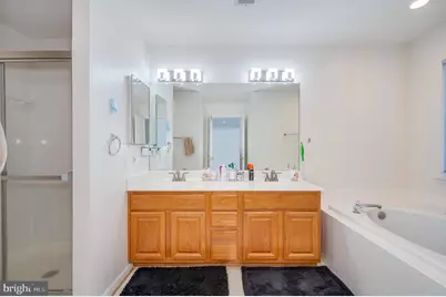 2410 Dakota Lakes Drive, Herndon, VA 20171 - Photo 29