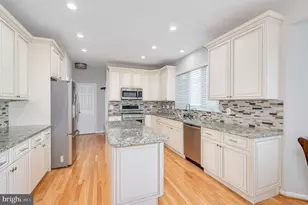 2410 Dakota Lakes Dr, Herndon, VA 20171 - Photo 17