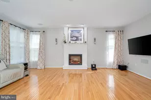 2410 Dakota Lakes Dr, Herndon, VA 20171 - Photo 11
