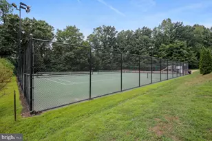 5944 Norham Dr, Alexandria, VA 22315 - Photo 87