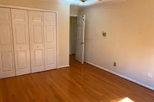 3336 Spring Ln, Falls Church, VA 22041 - Photo 13
