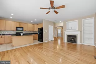 9135 Stonegarden Dr, Lorton, VA 22079 - Photo 11