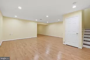 9135 Stonegarden Dr, Lorton, VA 22079 - Photo 29