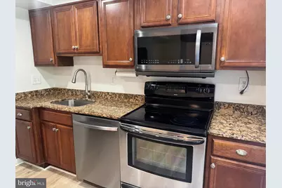5230 Lonsdale Drive, Springfield, VA 22151 - Photo 11