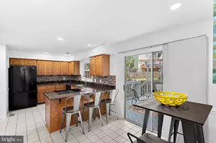 6537 Palisades Dr, Centreville, VA 20121 - Photo 17