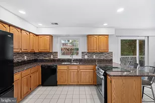 6537 Palisades Dr, Centreville, VA 20121 - Photo 23